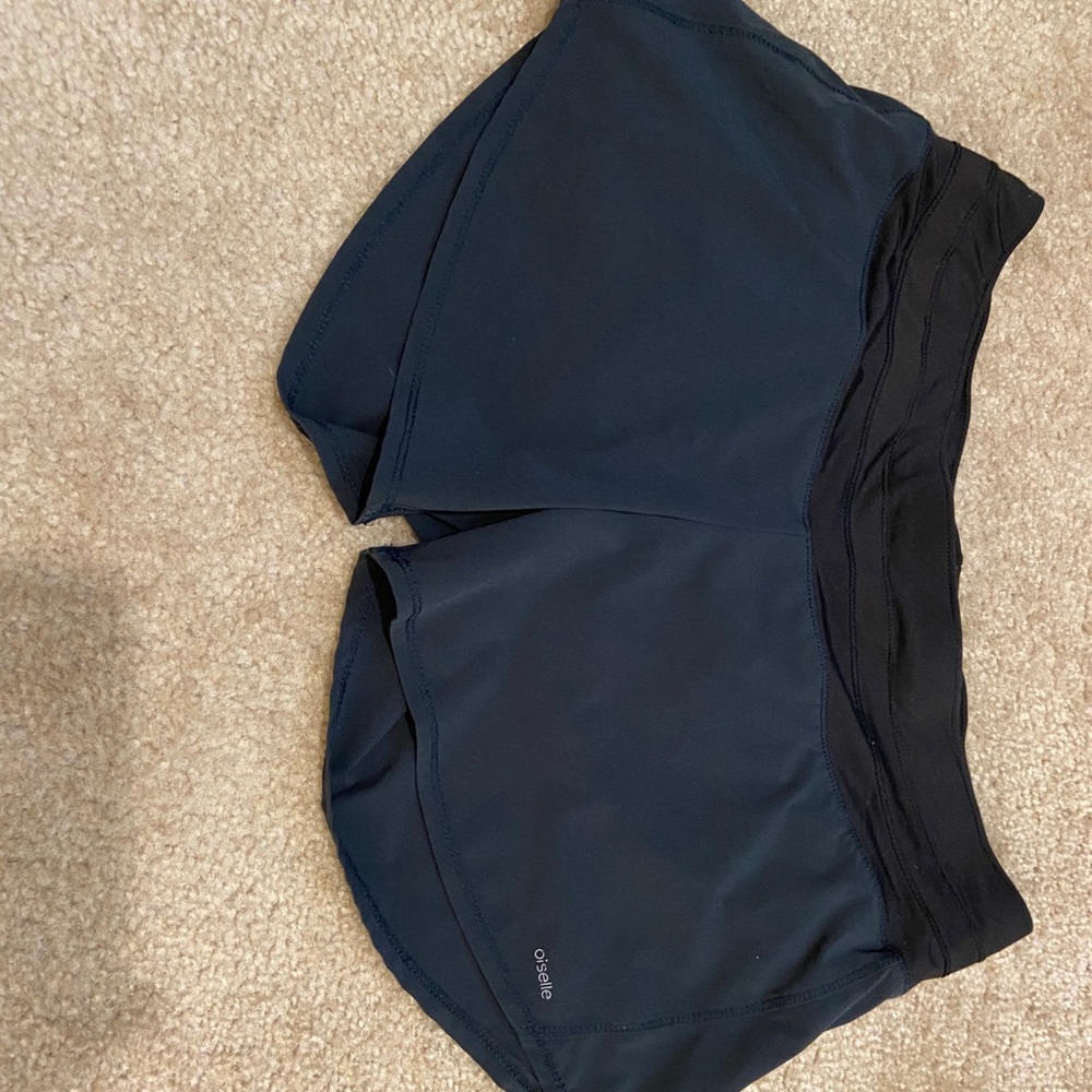 Oiselle Roga Shorts